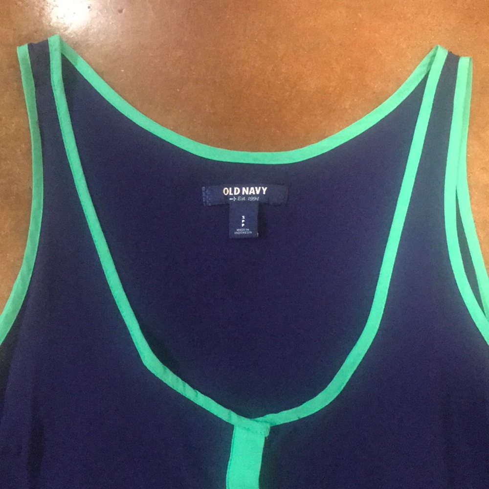 Old Navy Tank - Picture 2 of 2